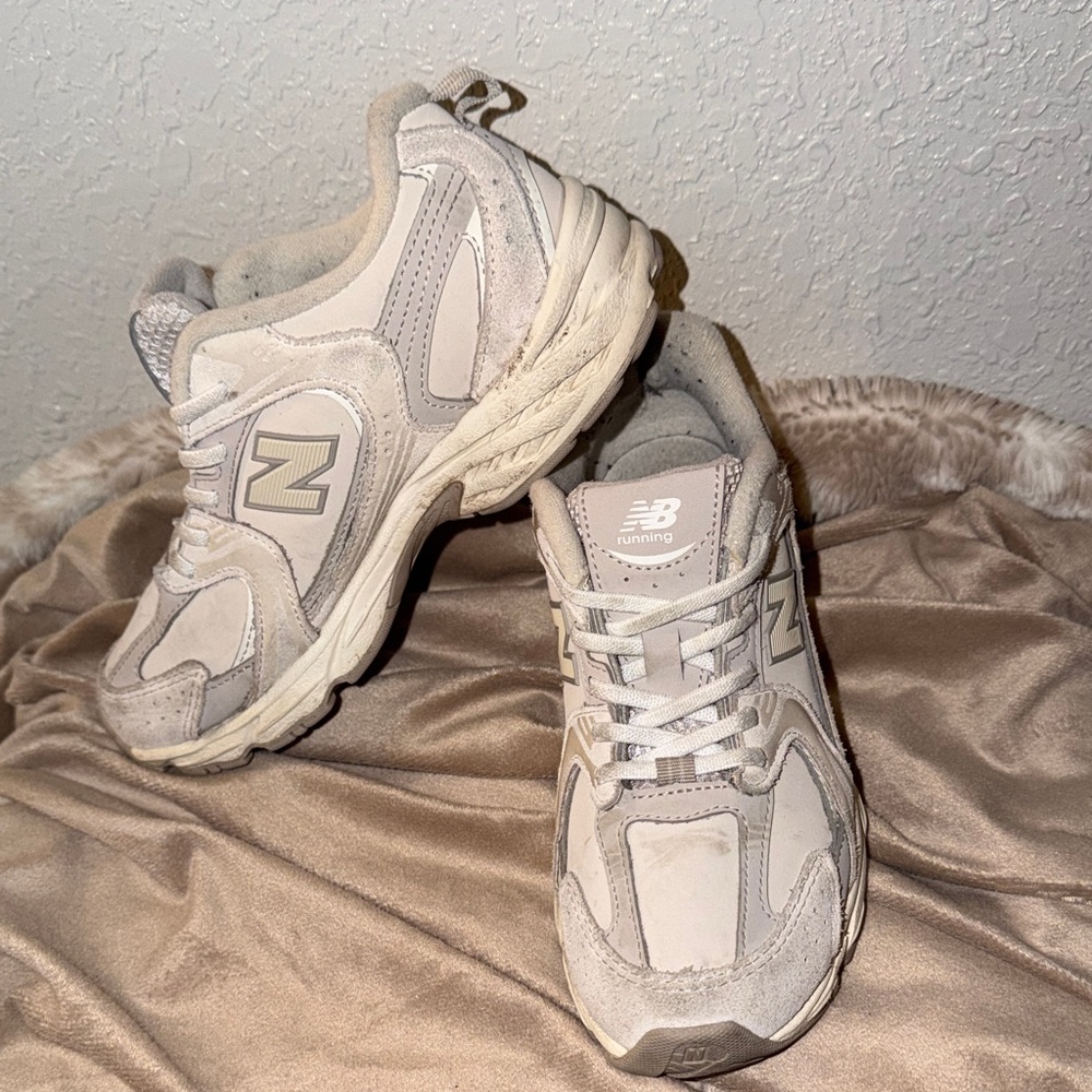 New Balance Women's Beige Sneakers